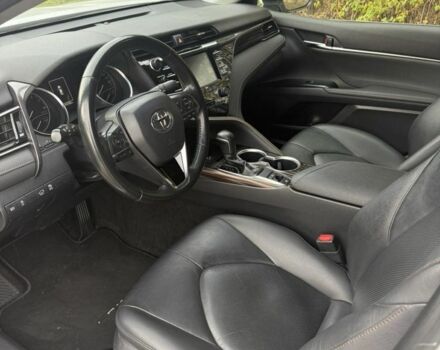 Тойота Камри 2019 в Киеве на Automoto.ua Белый Тойота Камри, объемом двигателя 2.5 л и пробегом 265 тыс. км за 24000 $, фото 6 на Automoto.ua