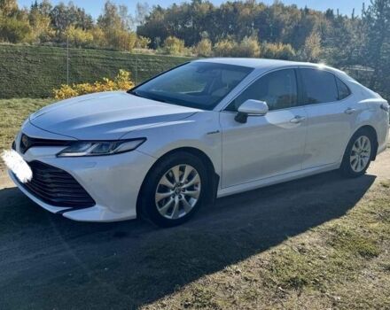 Белый Тойота Камри, объемом двигателя 0 л и пробегом 61 тыс. км за 15000 $, фото 2 на Automoto.ua