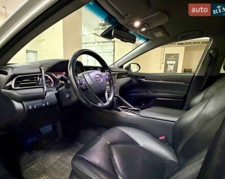 Белый Тойота Камри, объемом двигателя 2.49 л и пробегом 110 тыс. км за 29000 $, фото 9 на Automoto.ua