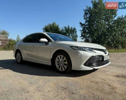 Белый Тойота Камри, объемом двигателя 2.49 л и пробегом 33 тыс. км за 23700 $, фото 9 на Automoto.ua
