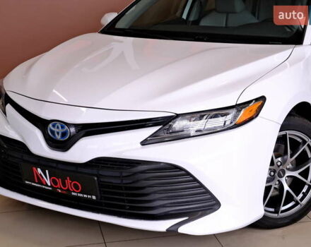 Белый Тойота Камри, объемом двигателя 2.5 л и пробегом 140 тыс. км за 21900 $, фото 10 на Automoto.ua