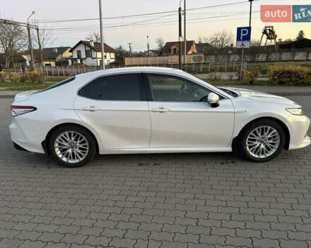 Белый Тойота Камри, объемом двигателя 2.49 л и пробегом 80 тыс. км за 27500 $, фото 15 на Automoto.ua