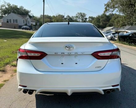 Белый Тойота Камри, объемом двигателя 2.5 л и пробегом 44 тыс. км за 13500 $, фото 4 на Automoto.ua