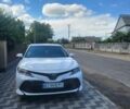 Белый Тойота Камри, объемом двигателя 2.49 л и пробегом 180 тыс. км за 18700 $, фото 1 на Automoto.ua
