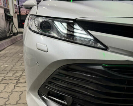 Белый Тойота Камри, объемом двигателя 2.49 л и пробегом 80 тыс. км за 27500 $, фото 5 на Automoto.ua