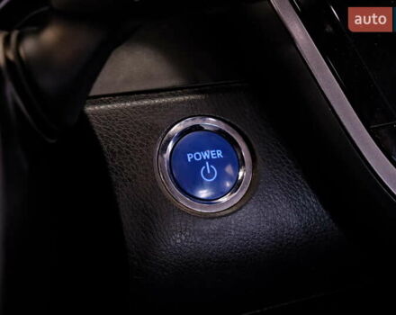 Белый Тойота Камри, объемом двигателя 2.5 л и пробегом 140 тыс. км за 21900 $, фото 25 на Automoto.ua