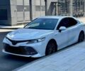 Белый Тойота Камри, объемом двигателя 2.5 л и пробегом 105 тыс. км за 18000 $, фото 1 на Automoto.ua