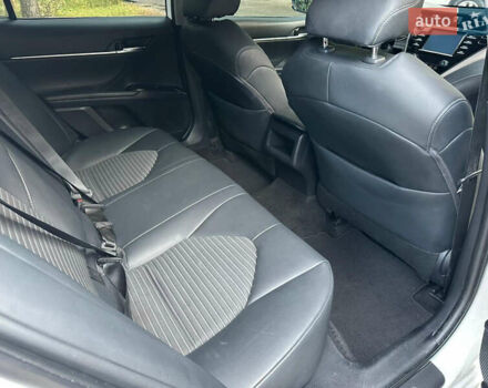 Білий Тойота Камрі, об'ємом двигуна 2.49 л та пробігом 113 тис. км за 23500 $, фото 8 на Automoto.ua