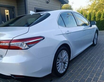 Белый Тойота Камри, объемом двигателя 0 л и пробегом 129 тыс. км за 16900 $, фото 3 на Automoto.ua