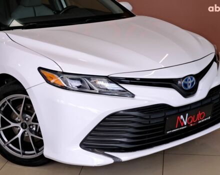 Білий Тойота Камрі, об'ємом двигуна 2.5 л та пробігом 140 тис. км за 21900 $, фото 2 на Automoto.ua