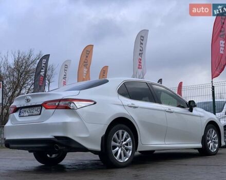 Белый Тойота Камри, объемом двигателя 2.5 л и пробегом 32 тыс. км за 24355 $, фото 14 на Automoto.ua