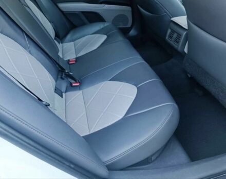 Белый Тойота Камри, объемом двигателя 0 л и пробегом 129 тыс. км за 16900 $, фото 9 на Automoto.ua