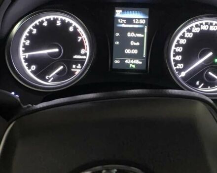 Белый Тойота Камри, объемом двигателя 2.5 л и пробегом 50 тыс. км за 28500 $, фото 16 на Automoto.ua