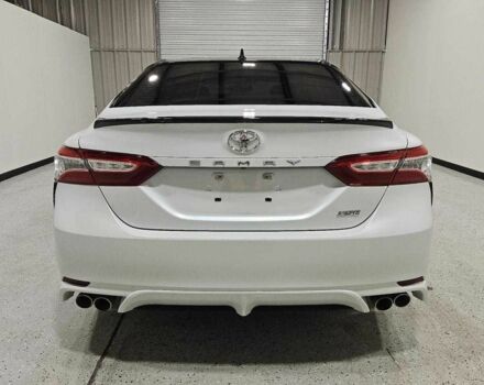 Белый Тойота Камри, объемом двигателя 2.5 л и пробегом 80 тыс. км за 15600 $, фото 5 на Automoto.ua