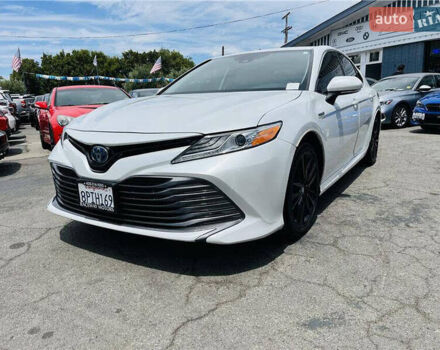 Белый Тойота Камри, объемом двигателя 2.49 л и пробегом 114 тыс. км за 8600 $, фото 2 на Automoto.ua