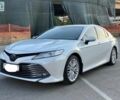 Белый Тойота Камри, объемом двигателя 2.5 л и пробегом 206 тыс. км за 23999 $, фото 1 на Automoto.ua