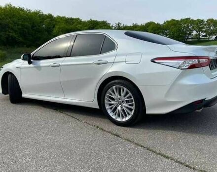 Тойота Камри 2020 в Киеве на Automoto.ua Белый Тойота Камри, объемом двигателя 2.5 л и пробегом 45 тыс. км за 18000 $, фото 2 на Automoto.ua