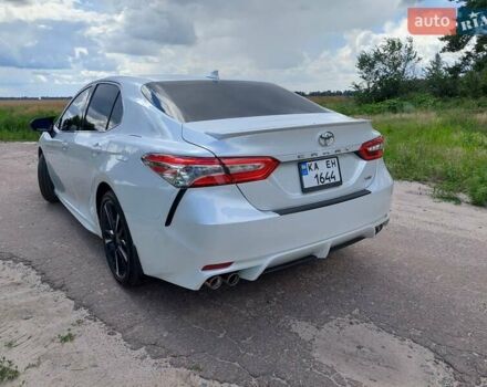 Белый Тойота Камри, объемом двигателя 2.49 л и пробегом 42 тыс. км за 25500 $, фото 16 на Automoto.ua