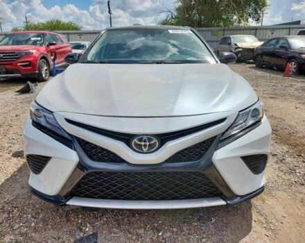 Белый Тойота Камри, объемом двигателя 2.5 л и пробегом 56 тыс. км за 6500 $, фото 1 на Automoto.ua