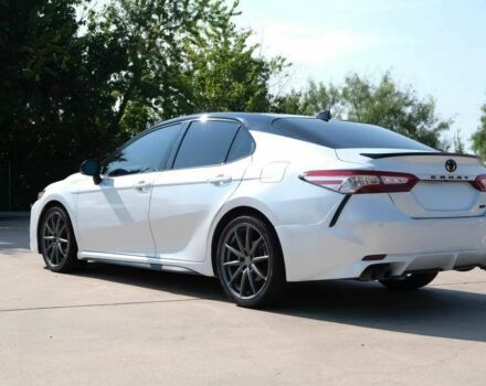 Белый Тойота Камри, объемом двигателя 3.5 л и пробегом 49 тыс. км за 12800 $, фото 4 на Automoto.ua