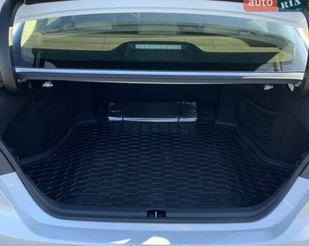 Белый Тойота Камри, объемом двигателя 2.5 л и пробегом 50 тыс. км за 28500 $, фото 15 на Automoto.ua