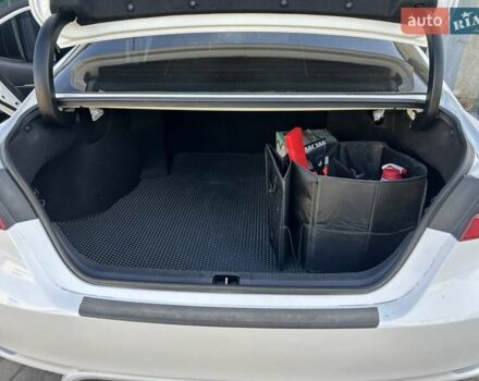 Белый Тойота Камри, объемом двигателя 2.49 л и пробегом 115 тыс. км за 21000 $, фото 39 на Automoto.ua