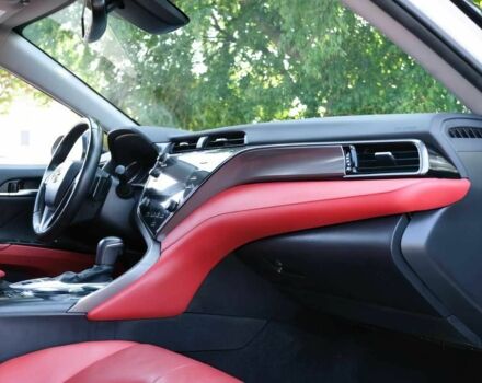 Белый Тойота Камри, объемом двигателя 3.5 л и пробегом 49 тыс. км за 12800 $, фото 9 на Automoto.ua