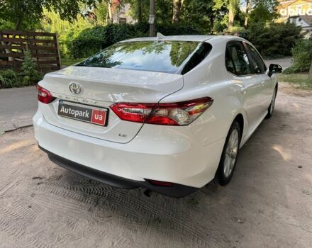 Білий Тойота Камрі, об'ємом двигуна 2.5 л та пробігом 71 тис. км за 21490 $, фото 5 на Automoto.ua