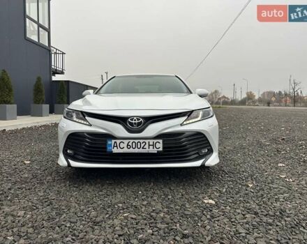 Белый Тойота Камри, объемом двигателя 2.49 л и пробегом 173 тыс. км за 20500 $, фото 5 на Automoto.ua