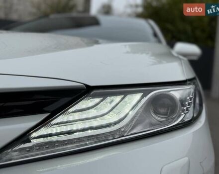 Белый Тойота Камри, объемом двигателя 2.49 л и пробегом 103 тыс. км за 26900 $, фото 19 на Automoto.ua