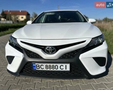 Белый Тойота Камри, объемом двигателя 2.49 л и пробегом 115 тыс. км за 21000 $, фото 5 на Automoto.ua