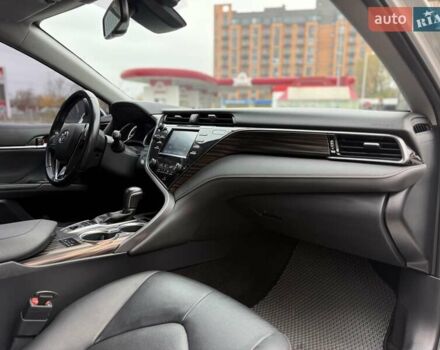 Белый Тойота Камри, объемом двигателя 2.49 л и пробегом 103 тыс. км за 26900 $, фото 31 на Automoto.ua