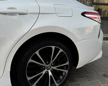 Білий Тойота Камрі, об'ємом двигуна 2.49 л та пробігом 58 тис. км за 20500 $, фото 4 на Automoto.ua