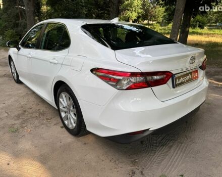 Білий Тойота Камрі, об'ємом двигуна 2.5 л та пробігом 71 тис. км за 21490 $, фото 7 на Automoto.ua