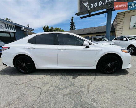 Белый Тойота Камри, объемом двигателя 2.49 л и пробегом 114 тыс. км за 8600 $, фото 6 на Automoto.ua