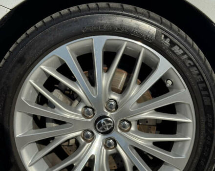 Тойота Камри 2020 в Днепре (Днепропетровске) на Automoto.ua Белый Тойота Камри, объемом двигателя 2.49 л и пробегом 97 тыс. км за 23499 $, фото 8 на Automoto.ua