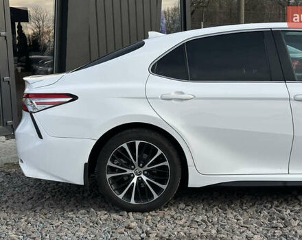 Білий Тойота Камрі, об'ємом двигуна 2.49 л та пробігом 112 тис. км за 21800 $, фото 10 на Automoto.ua