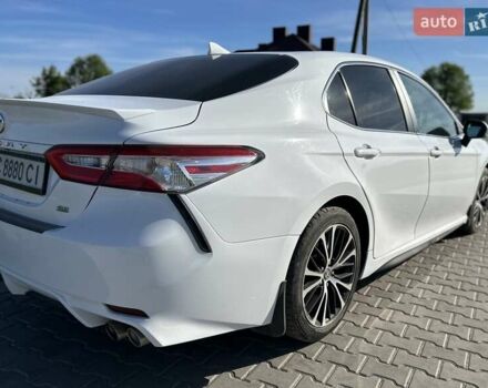 Белый Тойота Камри, объемом двигателя 2.49 л и пробегом 115 тыс. км за 21000 $, фото 10 на Automoto.ua