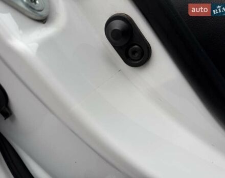 Белый Тойота Камри, объемом двигателя 2.49 л и пробегом 103 тыс. км за 26900 $, фото 30 на Automoto.ua
