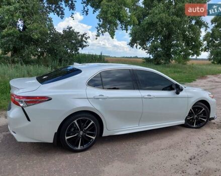 Белый Тойота Камри, объемом двигателя 2.49 л и пробегом 42 тыс. км за 25500 $, фото 3 на Automoto.ua