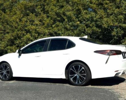 Тойота Камри 2020 в Кропивницком (Кировограде) на Automoto.ua Белый Тойота Камри, объемом двигателя 2.5 л и пробегом 37 тыс. км за 6400 $, фото 4 на Automoto.ua