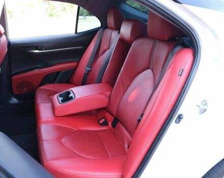 Белый Тойота Камри, объемом двигателя 3.5 л и пробегом 49 тыс. км за 12800 $, фото 15 на Automoto.ua