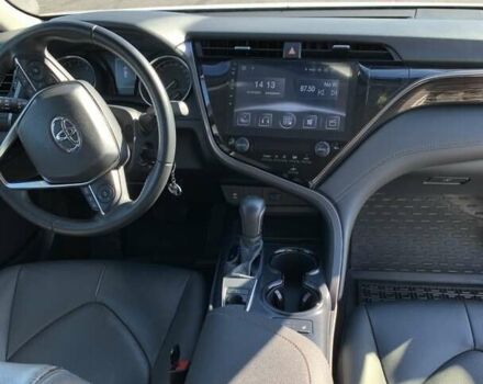 Белый Тойота Камри, объемом двигателя 2.5 л и пробегом 50 тыс. км за 28500 $, фото 10 на Automoto.ua