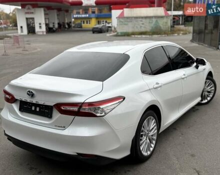 Белый Тойота Камри, объемом двигателя 2.49 л и пробегом 103 тыс. км за 26900 $, фото 18 на Automoto.ua
