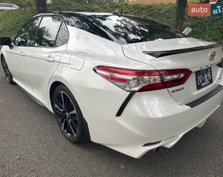 Белый Тойота Камри, объемом двигателя 2.49 л и пробегом 87 тыс. км за 15500 $, фото 4 на Automoto.ua