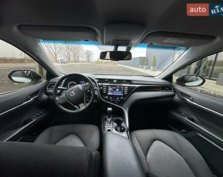 Белый Тойота Камри, объемом двигателя 2.49 л и пробегом 173 тыс. км за 20500 $, фото 23 на Automoto.ua