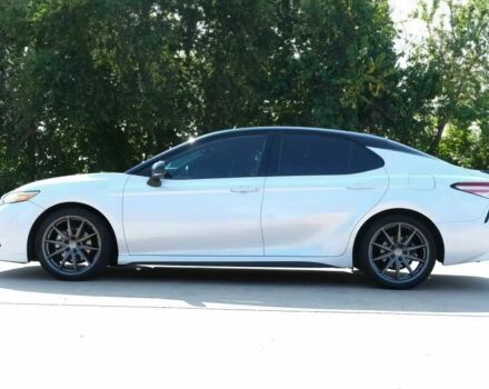 Белый Тойота Камри, объемом двигателя 3.5 л и пробегом 49 тыс. км за 12800 $, фото 3 на Automoto.ua