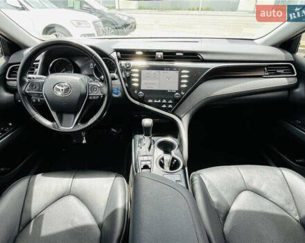 Белый Тойота Камри, объемом двигателя 2.49 л и пробегом 114 тыс. км за 8600 $, фото 9 на Automoto.ua