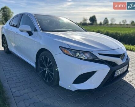 Белый Тойота Камри, объемом двигателя 2.49 л и пробегом 115 тыс. км за 21000 $, фото 25 на Automoto.ua