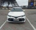 Белый Тойота Камри, объемом двигателя 2.5 л и пробегом 80 тыс. км за 23900 $, фото 1 на Automoto.ua